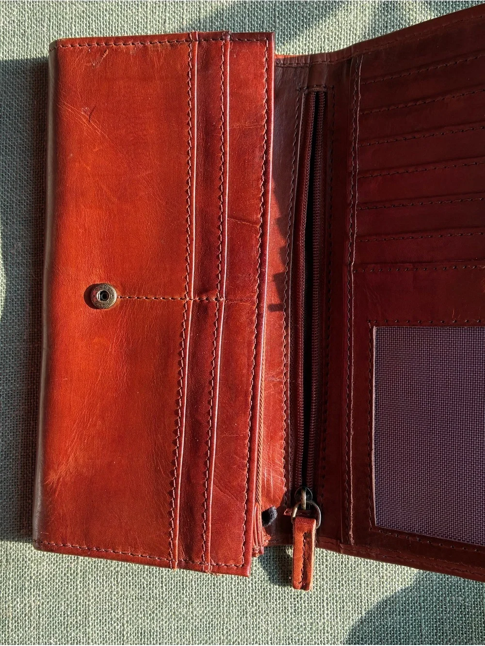 Genuine Leather Brown Bifold Wallet – Used